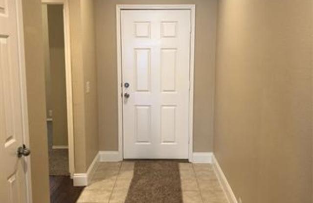 2016 Golden Oak Drive Gallery 3