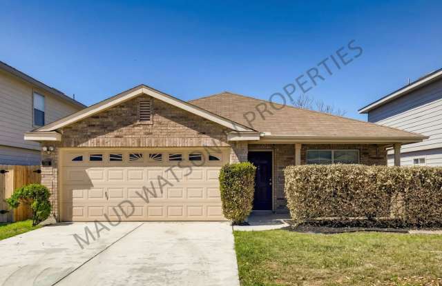 Spacious , 3 bedroom 2 bath, very close to Lackland, 410  90. - 7611 Perseus Sound, San Antonio, TX 78252