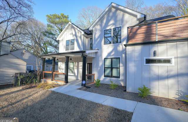 1452 Lockwood Drive SW Gallery 2