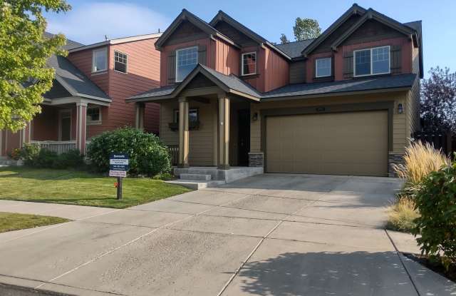 Freshly updated 4 bedroom 2.5 bath, two story home, with a low maintenance fully-fenced yard. photos photos