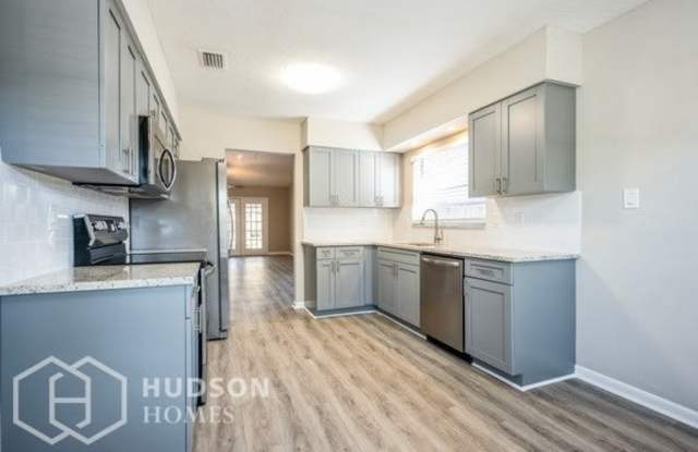1730 Lakeview Village Drive Gallery 4