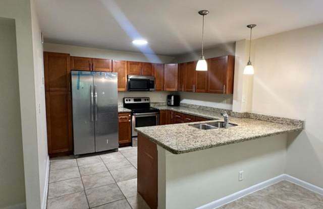 5614 Blueberry Court, Lauderhill, FL 33313 - 3069 photos photos
