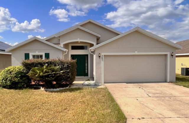 Spacious Three-Bedroom Home in Savannah Estates photos photos