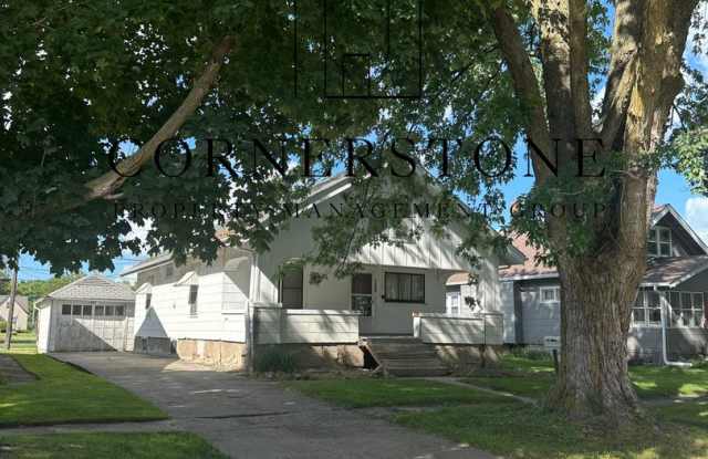 2 bedroom house Rockwell City $750 photos photos