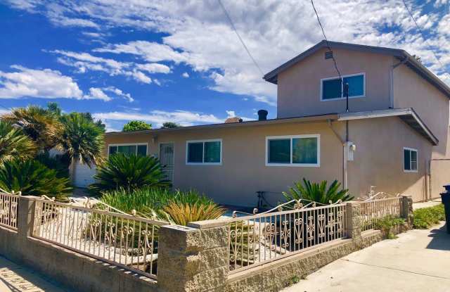 118 E Palomar St. Gallery 3