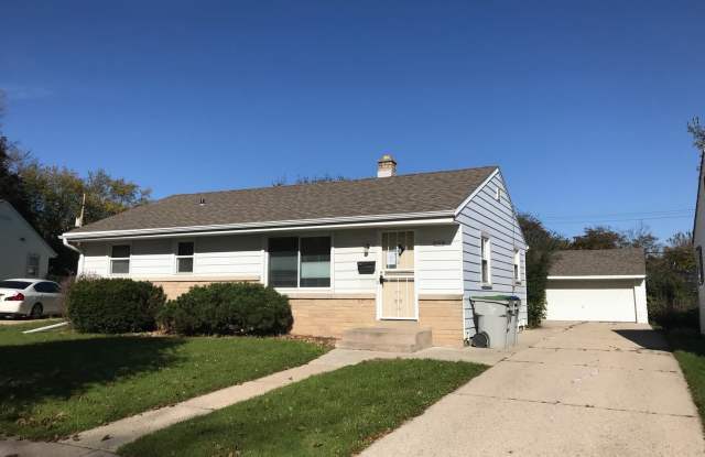 SINGLE FAMILY HOME - 8110 West Colfax Court, Milwaukee, WI 53218 SINGLE FAMILY HOME - 8110 West Colfax Court, Milwaukee, WI 53218