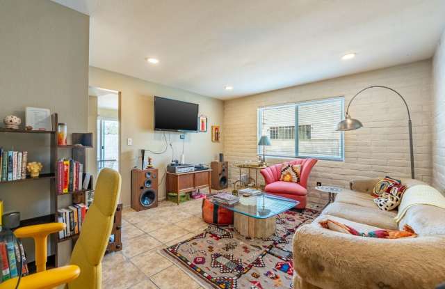 Charming 2BR Duplex in Tucson photos photos Charming 2BR Duplex in Tucson photos photos