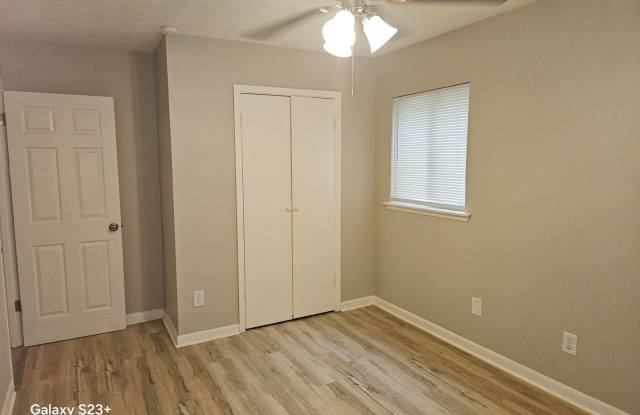 Charming 3BR House in Jonesboro Gallery 4