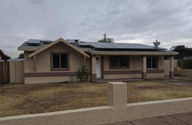 2532 N 47th Dr - 2532 North 47th Drive, Phoenix, AZ 85035