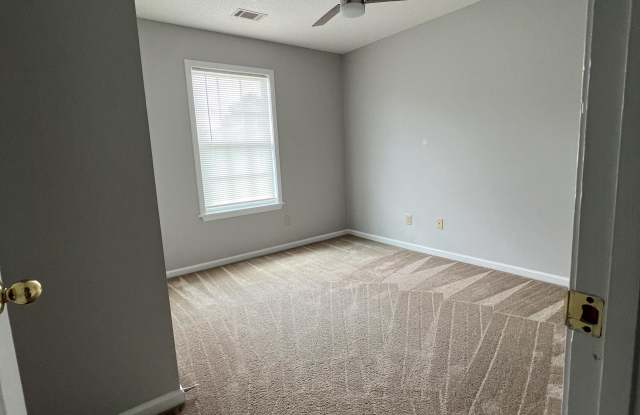 49 Webb Court NE photos photos