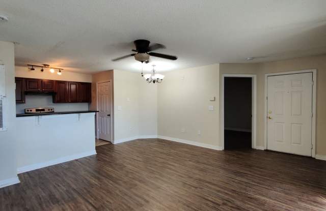 5100 Park Central Dr Unit 814 Gallery 4