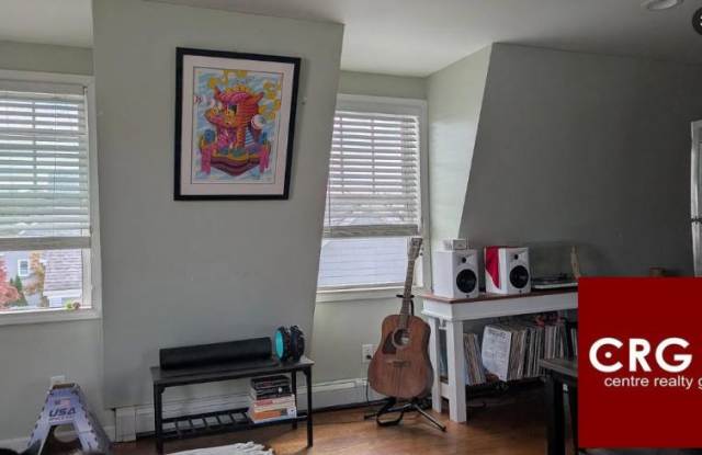88 Hawthorn St. Gallery 2