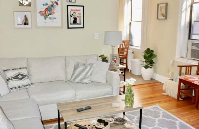 368 Chestnut Hill Ave. photos photos
