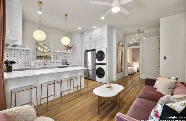 201 E CARSON ST photos photos