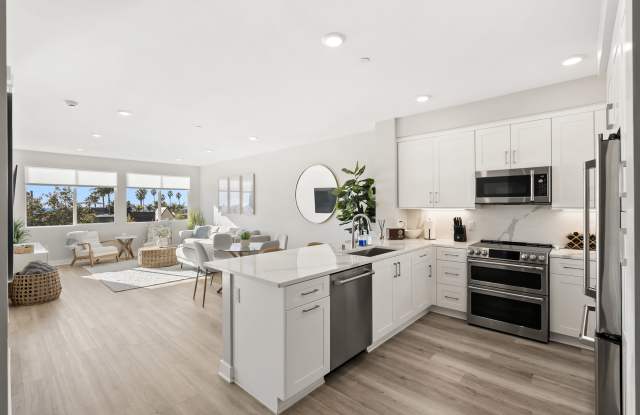 1105 S Cleveland St - 1105 South Cleveland Street, Oceanside, CA 92054