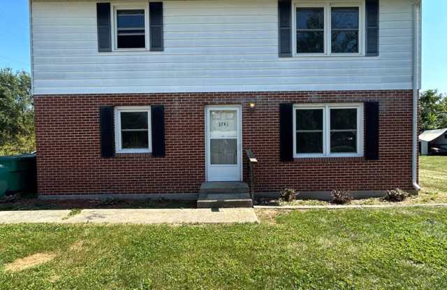 Spacious 2 Bedroom Apartment Gallery 1