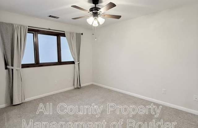 1576 Bradley Drive Gallery 4