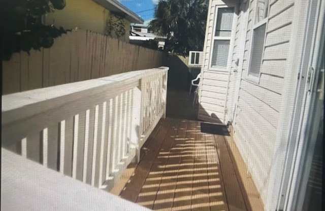 Quaint 1/1 within walking distance to the beach. photos photos
