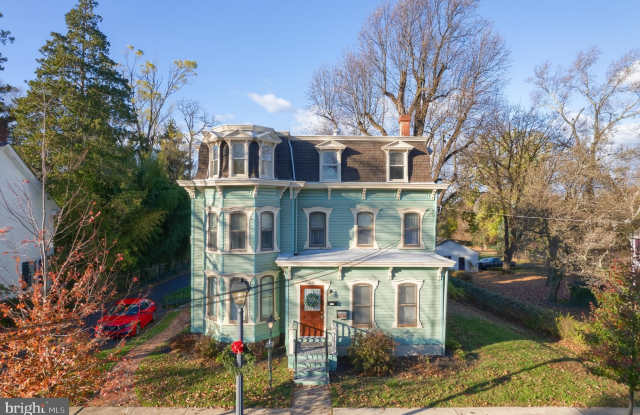 241 W MAPLE Avenue photos photos