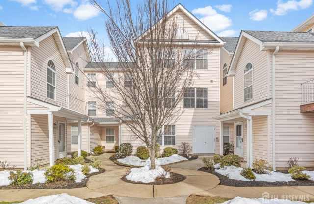 421 Plymouth Road photos photos