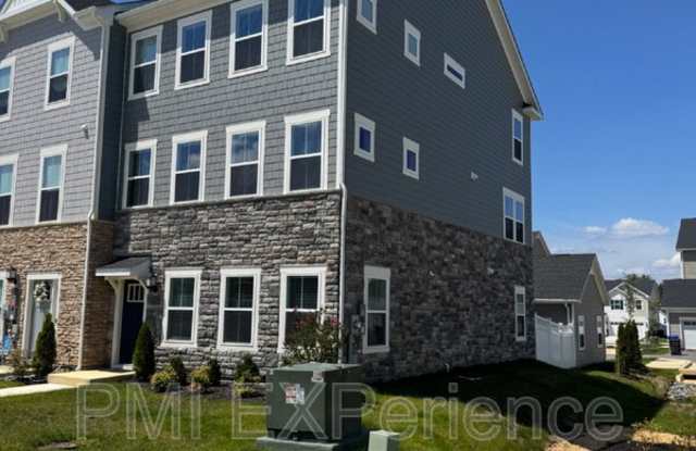 10705 Millport St Gallery 1