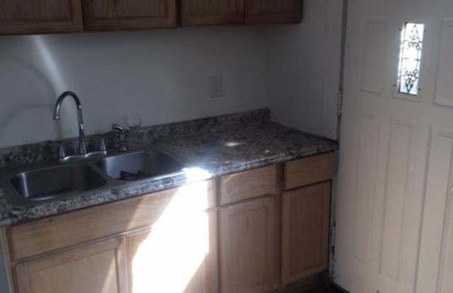 1605 Lawndale Avenue - 3S Gallery 2