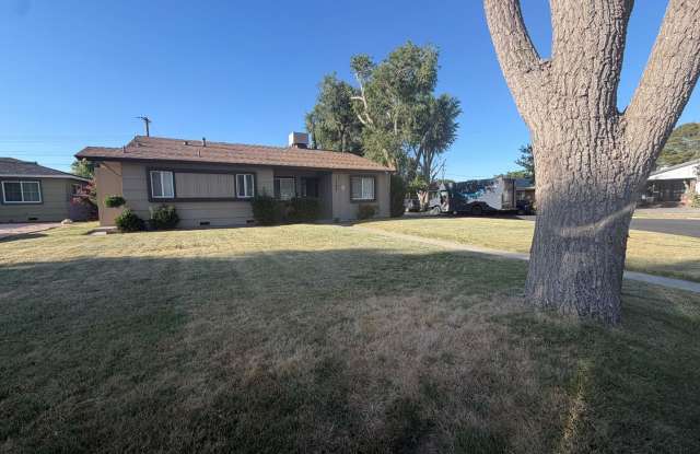 1365 Jenner St photos photos