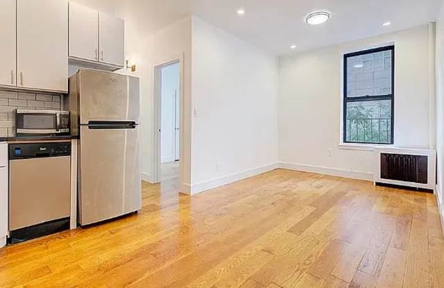 301 E 53rd St Apt 3B Gallery 2