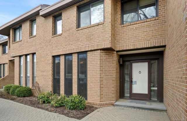 7 Waters Edge - 7 Waters Edge, Rye, NY 10580