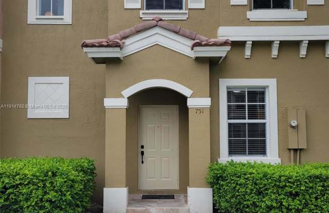 751 Southeast 2nd Street - 751 Southeast 2nd Street, Homestead, FL 33030