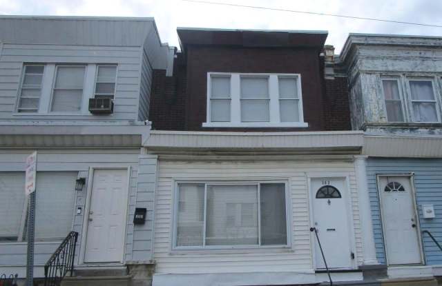 302 W LOUDEN Street photos photos