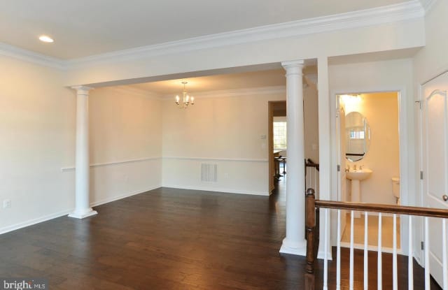 43239 MITCHAM SQUARE Gallery 4