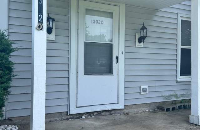 For Rent: 2 Bedroom, 1 Bath photos photos