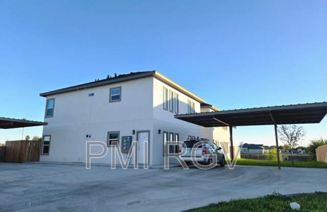 2912 E Israel Ave photos photos