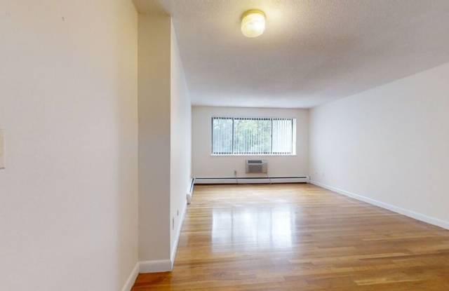 2-Bed w/H&HW + parking @ Boston Landing OCT Gallery 1