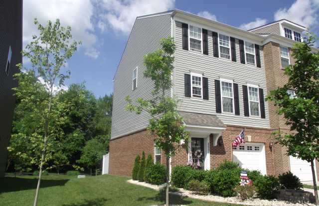 8894 ENGLEWOOD FARMS DRIVE - 8894 Englewood Farms Dr, Buckhall, VA 20112