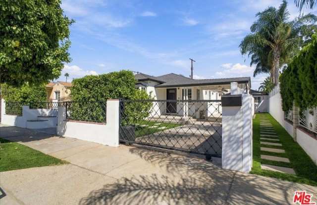 6522 Teesdale Ave Gallery 1