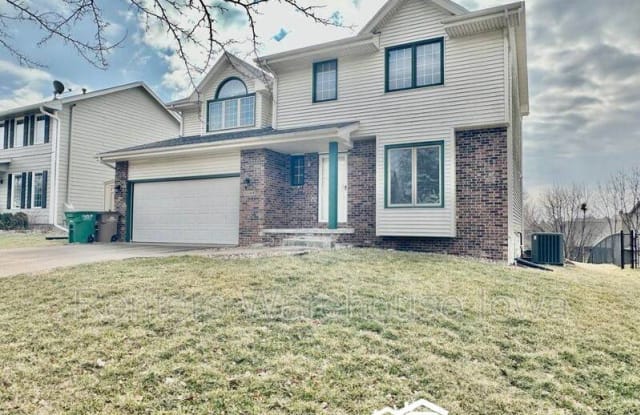 2048 Walnut Street photos photos