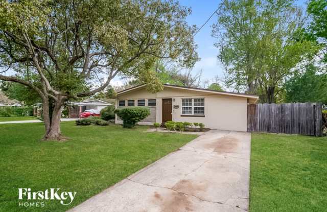 3823 Anvers Boulevard - 3823 Anvers Boulevard, Jacksonville, FL 32210