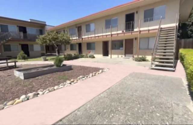 711 Berry Ave. - 711 Berry Avenue, Hayward, CA 94544