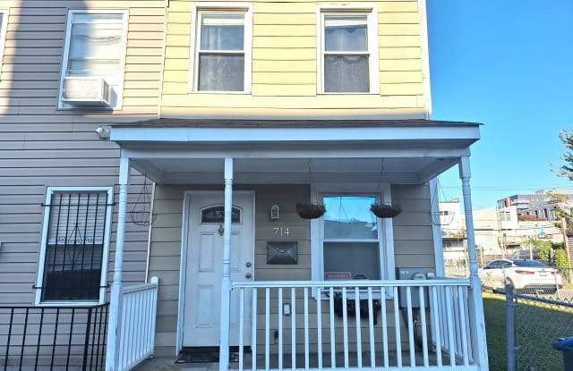 714 19th Street Northeast photos photos
