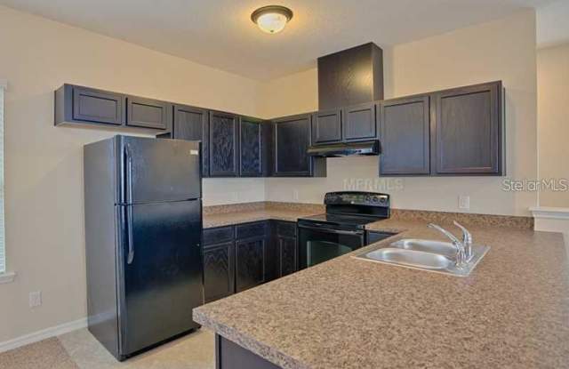 8239 UPPER PERSE CIRCLE Gallery 2