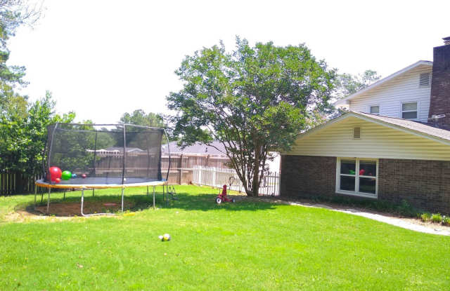 183 Creekview Circle Gallery 4