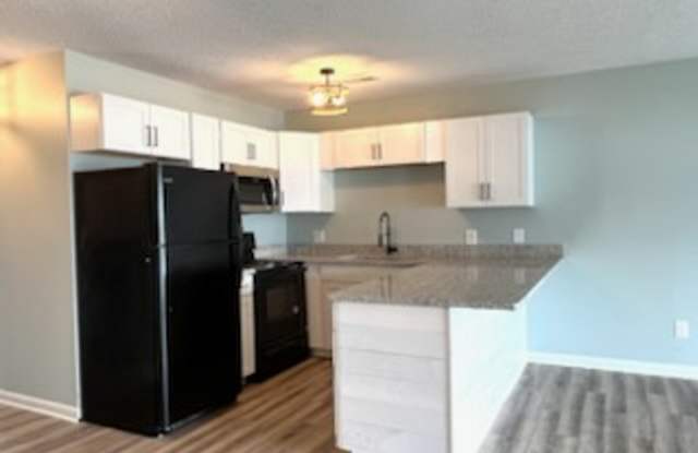 Fairway Village Beautifully Upgraded Condo (Island Green) Gallery 4