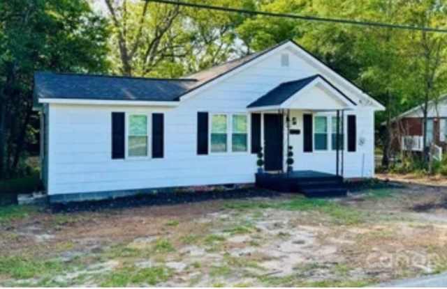 Charming 3BR House in Cheraw photos photos