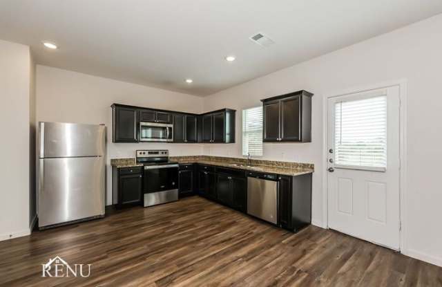 6008 Mojave Drive Gallery 2