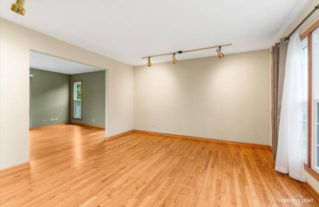 920 Fairfax Court Gallery 3