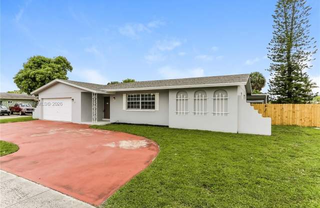 1531 NW 46th Ave photos photos