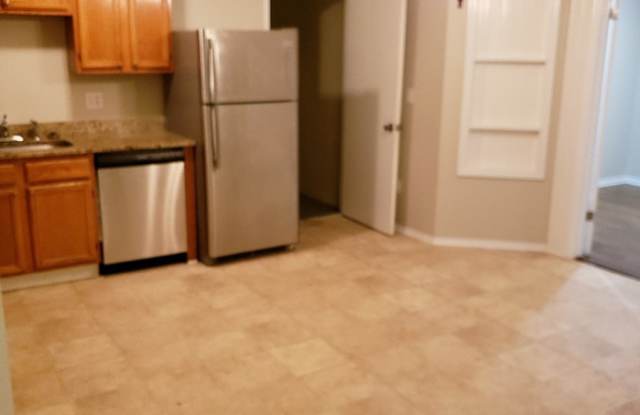 5565 Panola Place Gallery 3