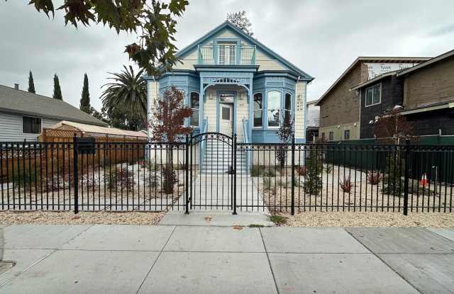 Updated top floor 1 bedroom In A Great Neighborhood! photos photos